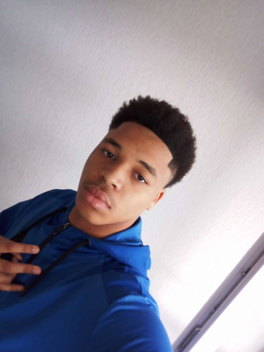 Profil de Mazir, 20 ans, Biffle à Aluze