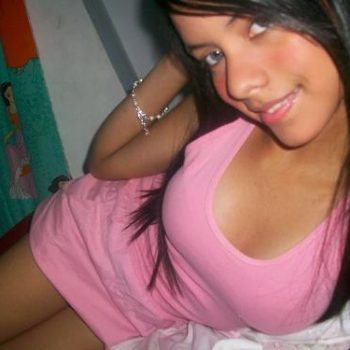Profil de Aini, 25 ans, Biffle à Aubaine