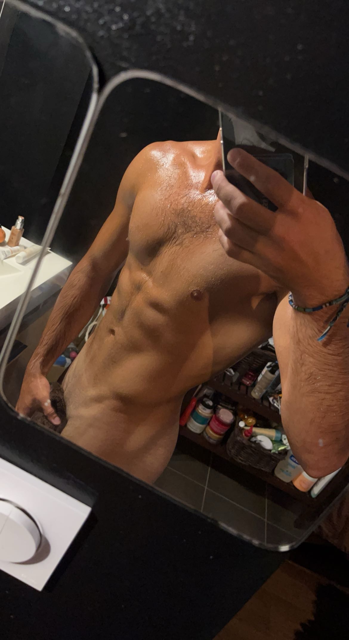 Profil de Faik, 23 ans, Biffle à Auvers-le-Hamon