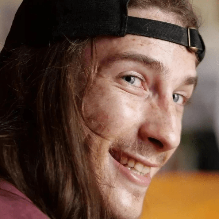Profil de Viken, 31 ans, Biffle à Catillon-Fumechon