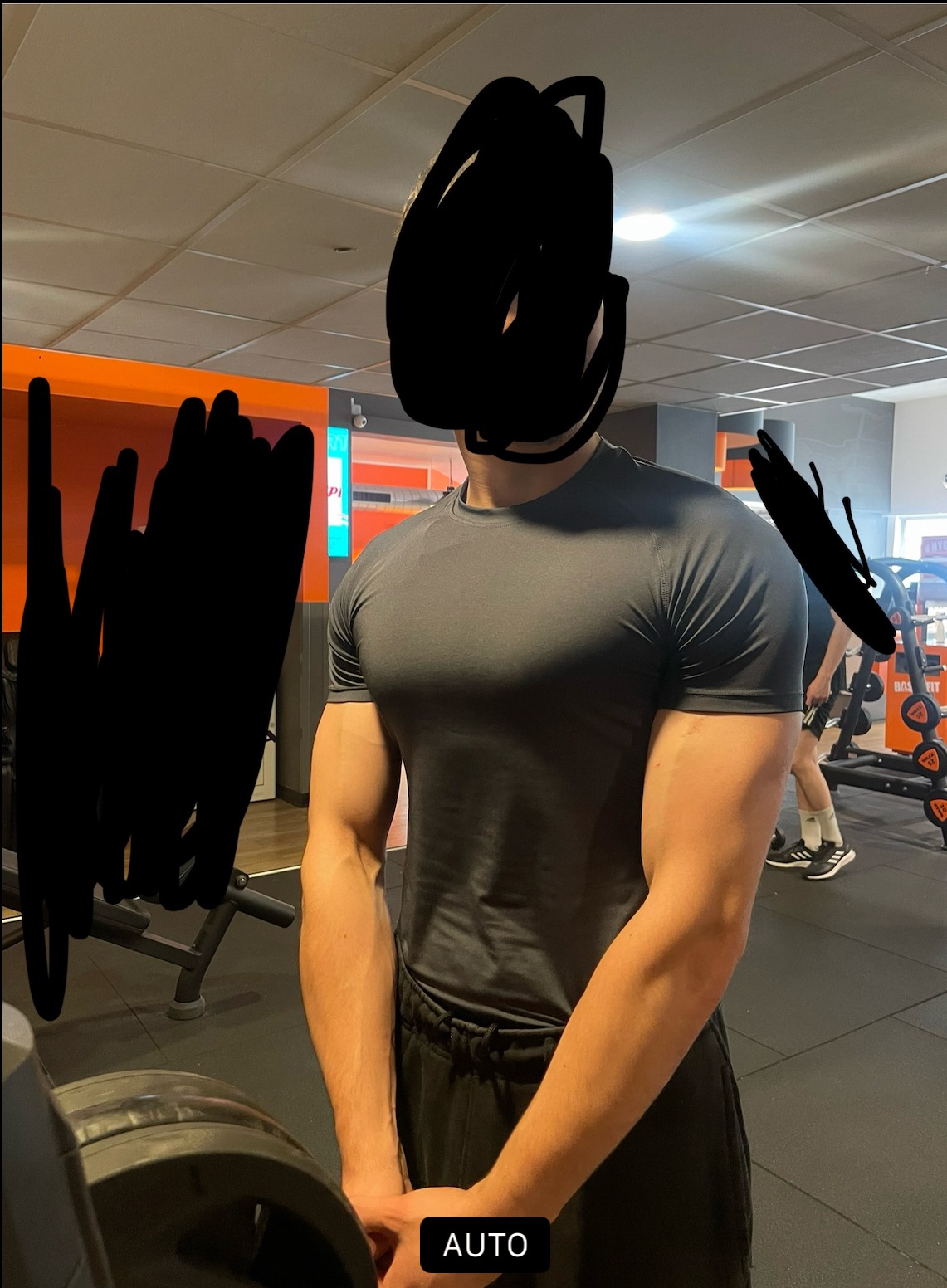 Profil de Igor, 20 ans, Biffle à Berméricourt