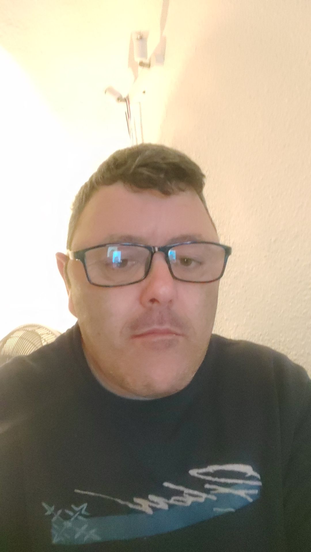 Profil de Gora, 50 ans, Biffle à Bettant