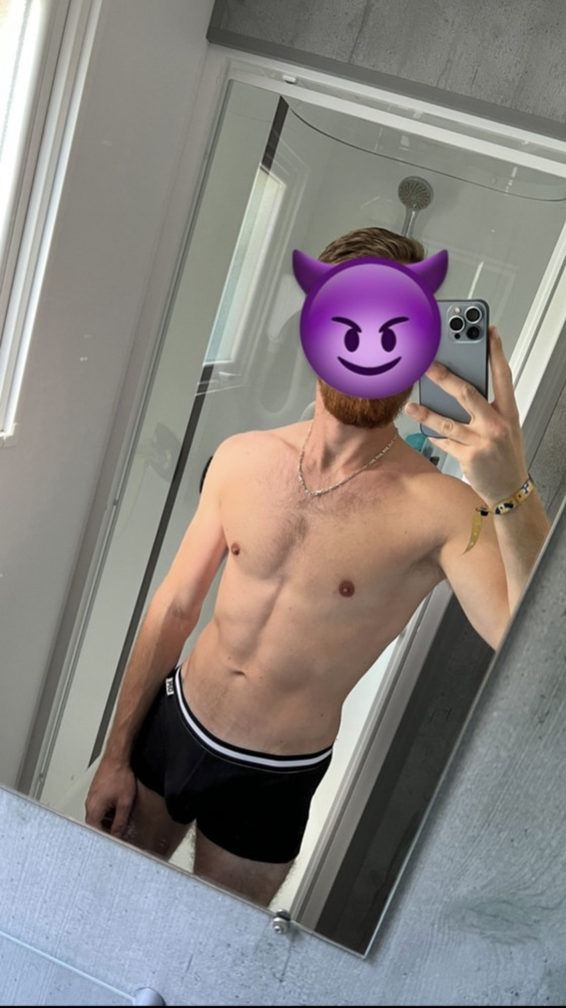 Profil de L, 28 ans, Biffle à Tronchoy