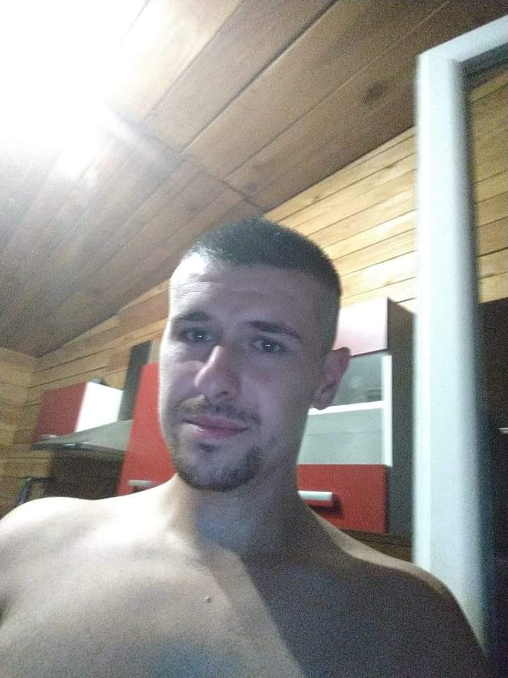 Profil de Jaufrey, 34 ans, Biffle à Saint-Didier-en-Brionnais