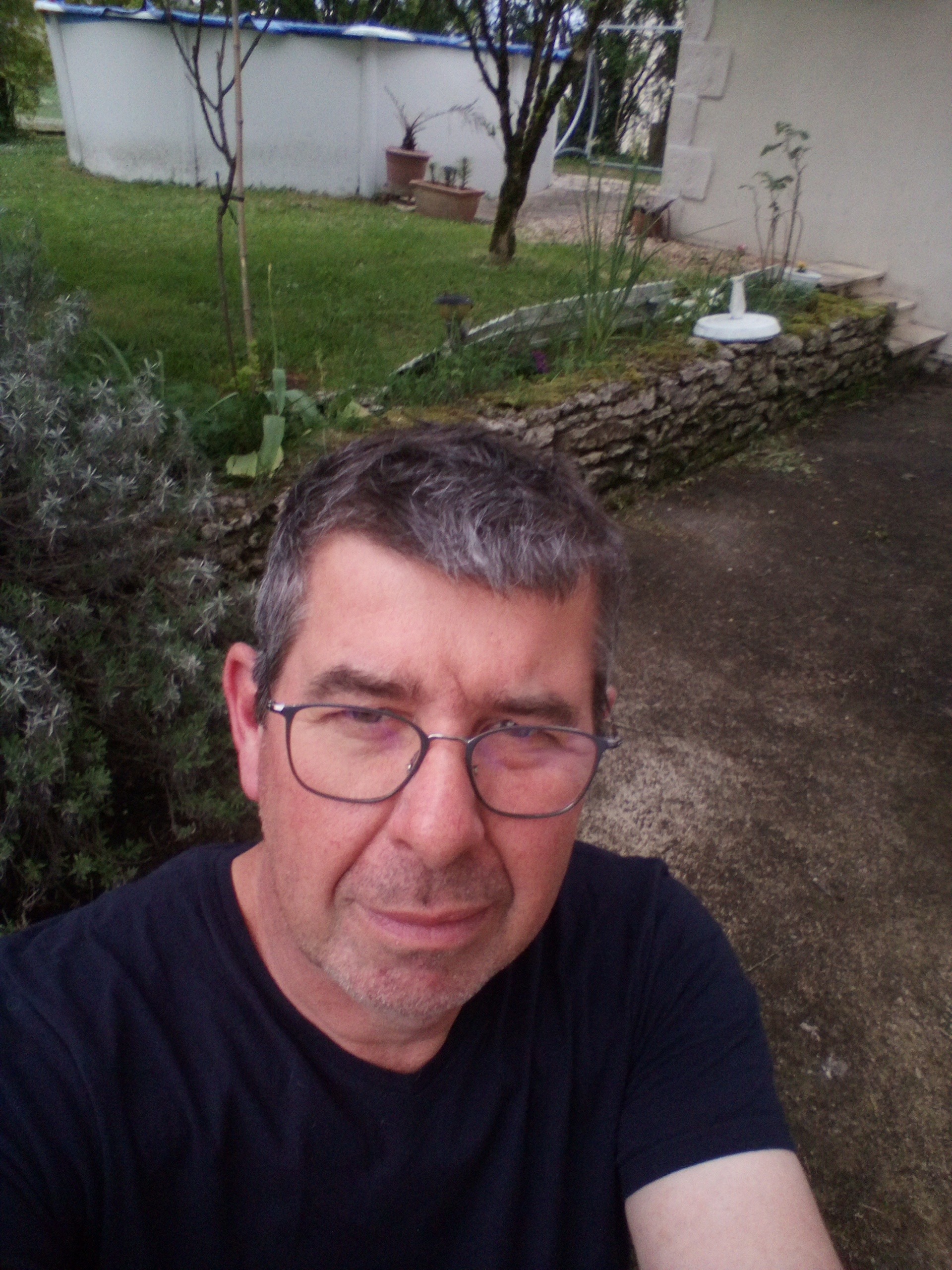 Profil de Hubert, 53 ans, Biffle à Avon-la-Pèze