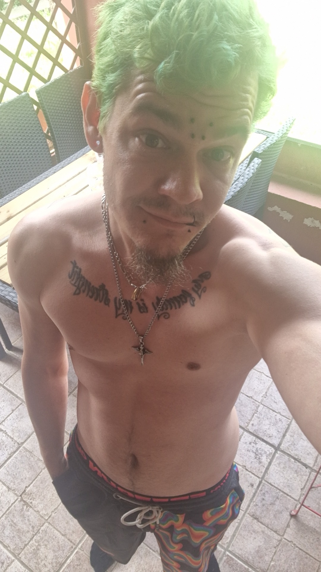 Profil de Kaourou, 28 ans, Biffle à Autechaux