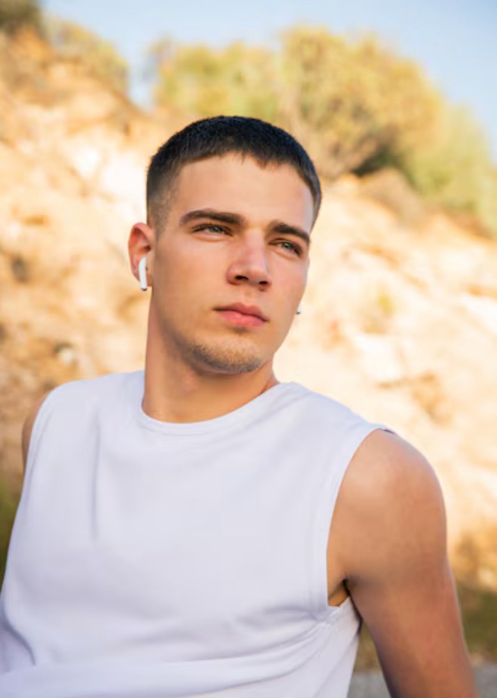 Profil de Ymed, 24 ans, Biffle à Aigrefeuille