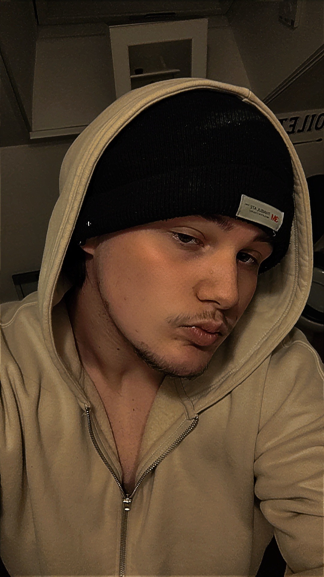 Profil de Salam, 18 ans, Biffle à Auribail