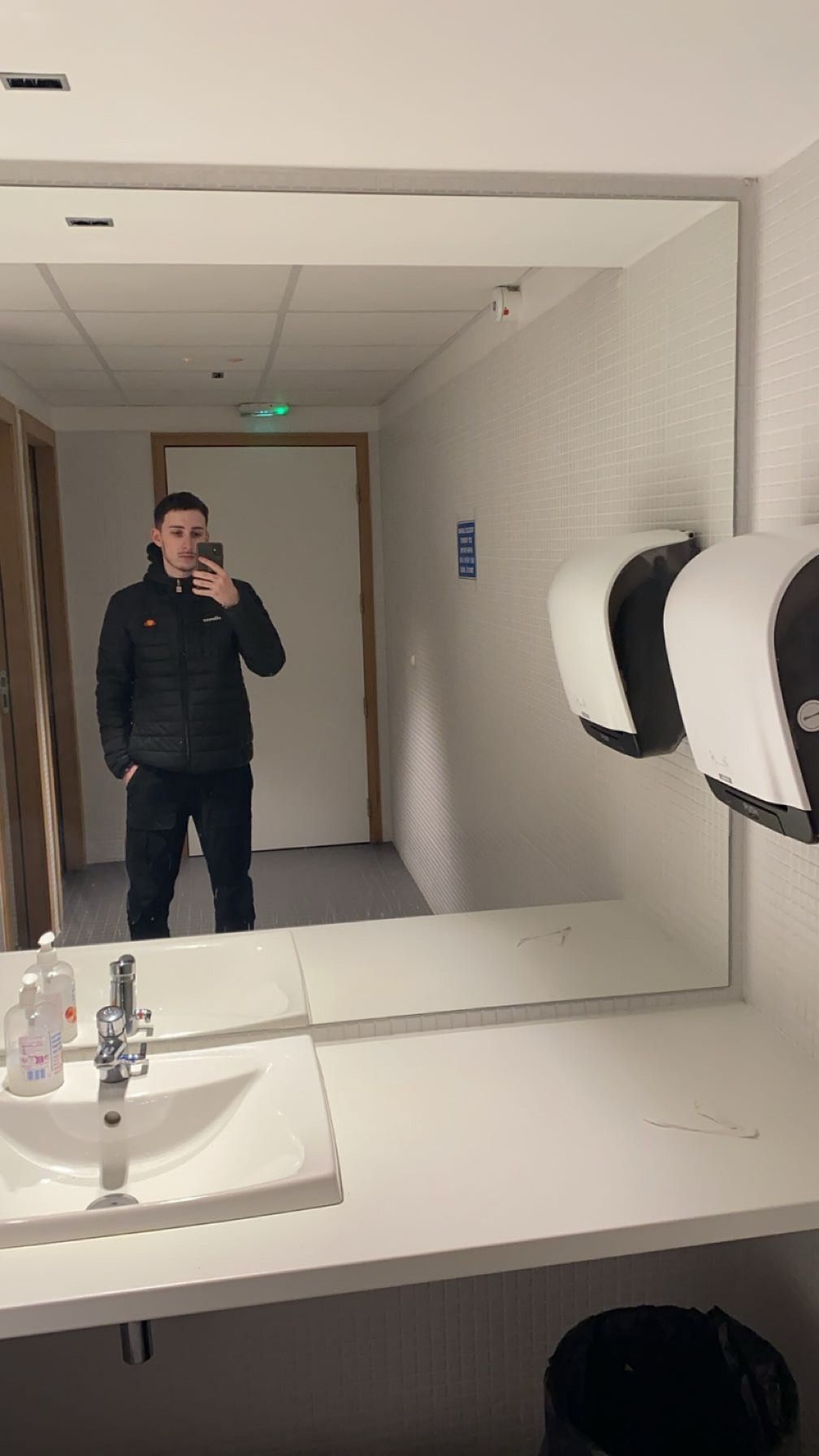 Profil de Abdelhakim, 21 ans, Biffle à Bilieu